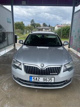Škoda Superb Combi Facelift GreenLine 1.6 TDi 77 kW – 2013