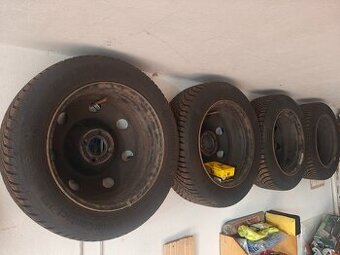 Kompletní sada Continental WinterContact TS870 215/55 R16