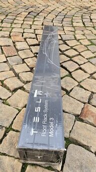 Tesla model 3 střešní nosič