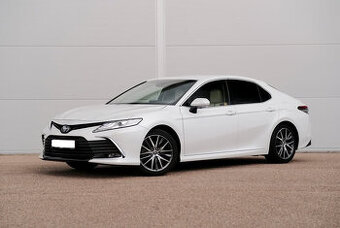 Toyota Camry 2.5 Hybrid   Executive    44.000km