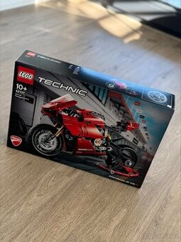 LEGO Technic Ducati Panigale (42107)