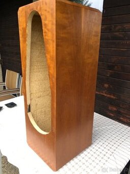 Korpusy na reprosoustavy