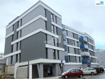 Pronájem byt 1+kk s lodžií, 50 m2,Plzeň, Kollárova ul.