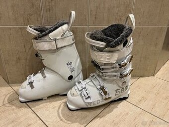 Dámské lyžáky Decathlon Wedze vel.39,5-40,5