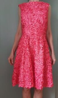 Prodám dámské šaty Orsay a Gate a bundu, vel. XS/34