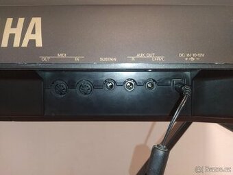 Klávs YAMAHA PSR-520 + Adaptér + OUS