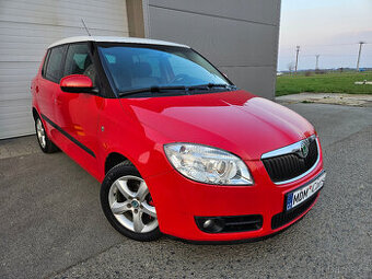 Škoda Fabia 2 1.2 HTP 51 kW Edice SPORT