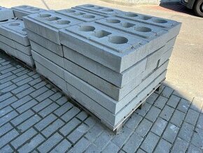 Prodám betonové tvarovky - PRESBETON LINE BLOCK, bílá barva
