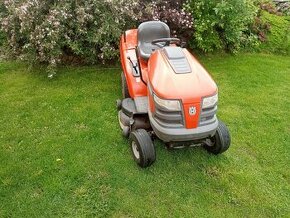 Prodám pěkný zahradní traktor Husqvarna CTH 150 Twin