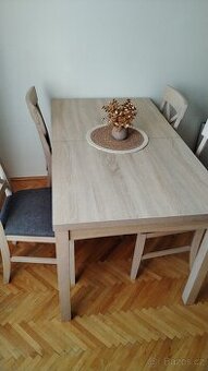 Jídelní stůl rozkládací +6 židlí