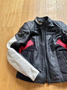 Kožená moto bunda Dainese 34/36