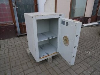 Trezor WERTHEIM na dva zámky- pro 2osoby -lze poslat