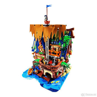 FunWhole / Lumibricks set F9011: Středověký hostinec na molu