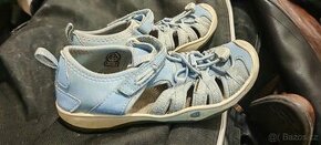 Keen holčičí vel. 30