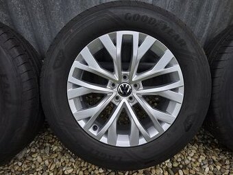 5x112 R18 VW Cascade Touareg CR7 235/65 R18 Demo
