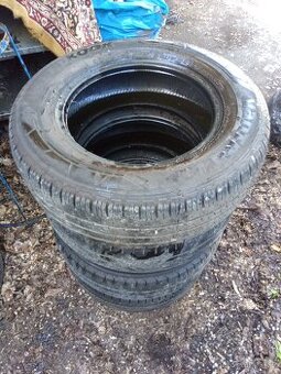 216/65 R15C letní
