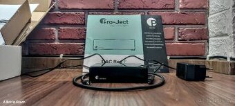 Pro-Ject DAC Box E & TOSLINK Optical Fiber Cable - 1