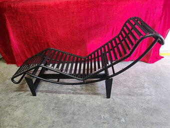 Le Corbusier Originální lehátko LC4 - Pony skin black - č. 9