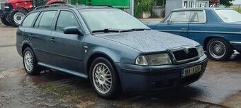 Škoda Octavia 1 1.6 75kw LPG Tažné Klima