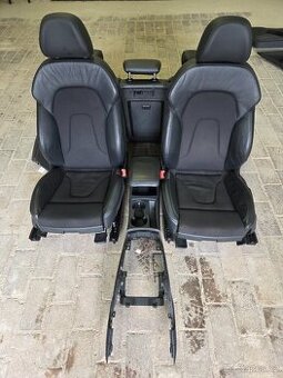 Audi A4 B8 sedačky S-line polokůže