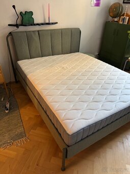 Postel IKEA TÄLLÅSEN a matrace VAGSTRANDA 160x200