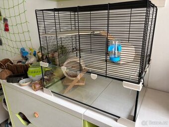 Klec pro křečka s vybavením