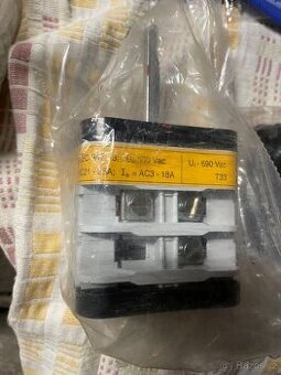 Vypínač na třífázový elektromotor