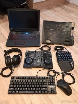 Herni notebook Lenovo + prislusenstvi