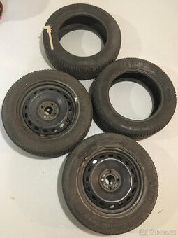 4x zimní sada pneu kola disky dacia 4x100 185/65 r15