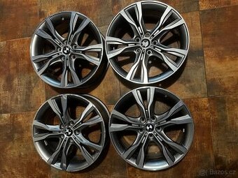 4× originální alu kola BMW 18” – OEM 8 855 093