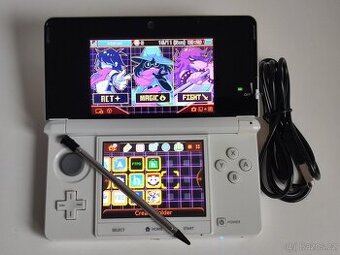 PRODÁNO - Nintendo 3DS Ice White+homebrew hack a 64GB karta