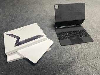 Apple MagicKeyboard iPad 12.9” 3.-6.gen CZ