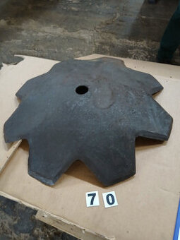 Disk 660 x 6 mm zubatý, díra 47 mm podmítač