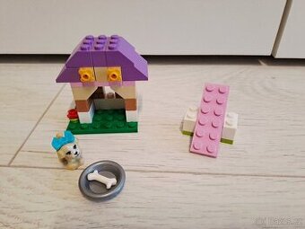 LEGO Friends 41025 - Hrací domek pro štěňátko