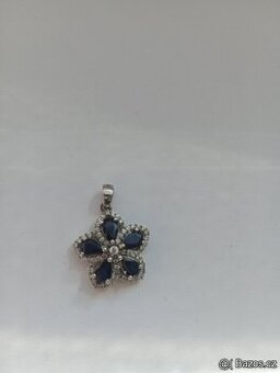 přívěšek se safíry ve stříbře (Ag) (nový)