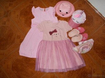 šaty+boty +klobouk+kšiltovka...atd