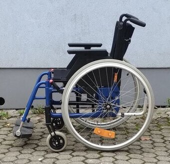 065-Mechanický invalidní vozík Lifestand