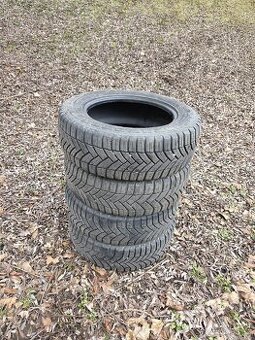 4ks Michelin 205/65 R 16 C 107/105T CrossClimate Celoroční