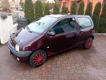 TWINGO