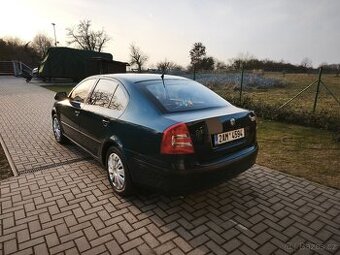 Škoda Octavia 2 1.6 MPI rok 2011