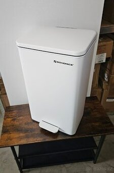 NOVÝ ODPADKOVÝ KOŠ 40 LITRŮ