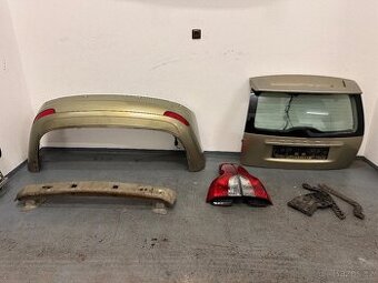 Volvo V50 kombi facelift zadní část barva 488