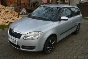 Fabia 2 combi 1.6 77kW 144tkm 02/08 digiklima tempo TZ