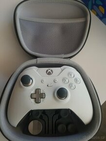 Xbox elite 1 controler