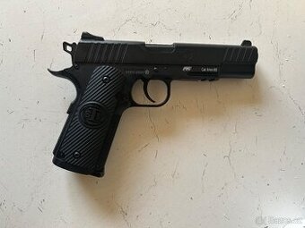 Colt 1911 Duty One. CO2