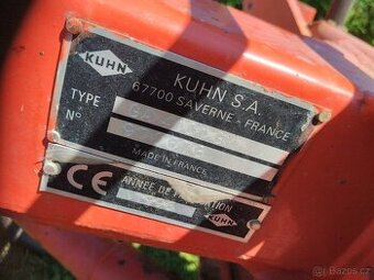 Shrnovač, nahrabovač Khun GA 4101GM