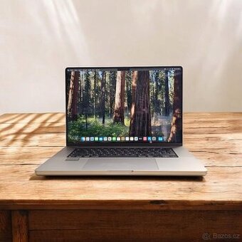 Apple MacBook Pro 16" (M1 Pro, 2021)