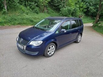 Volkswagen Touran 1.4 TSI, 103kw, 7míst., rok 2008...