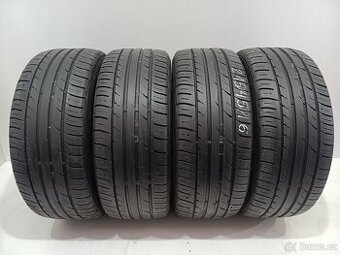 Letní pneu 215/45/16 Falken
