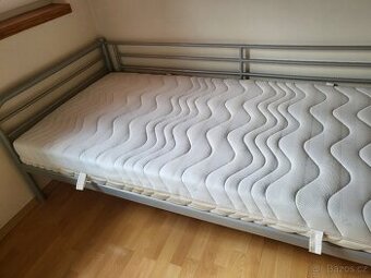 Kovová postel 96 cm x 210 cm včetně matrace
